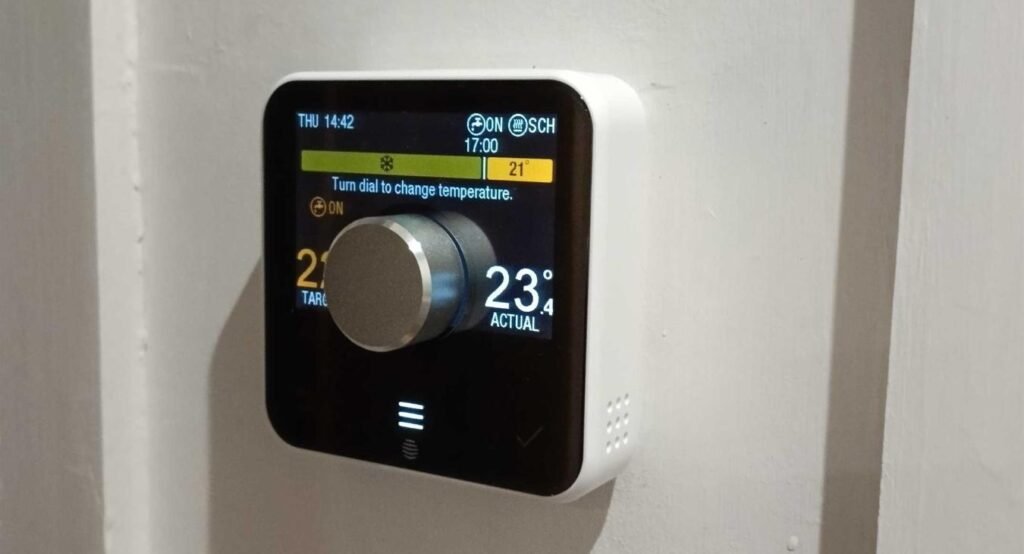 hive thermostat installed by electrician in higham kent hive thermostat installed by electrician in higham kent